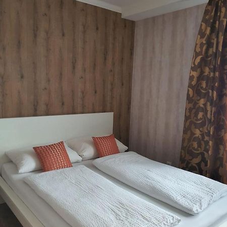 Hotel Schneider Apartaments Langenhagen  Buitenkant foto